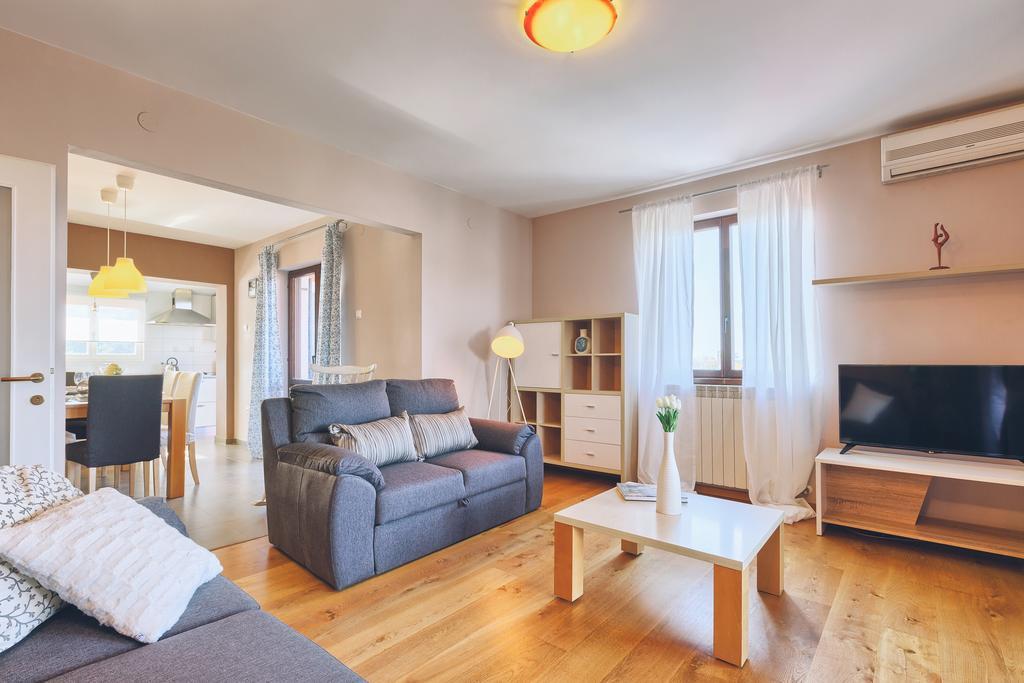 Dea Vista Amazing Sunsets Apartamento Banjole Exterior foto